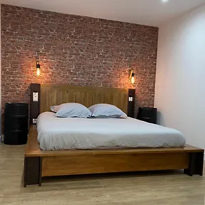 2 Pieces Vue A Proximite Des Parfumeries Grasse